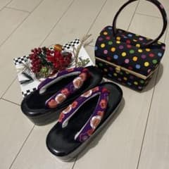成人式用バック、草履、髪飾りのサムネイル