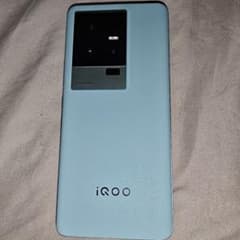 h*e様 iQOO11S スマートフォン 本体，中古，商品説明よく読んでくださいのサムネイル