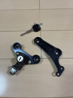 CBR1000rr sc57用　タンデムレスキット　ヘルメットホルダー付きのサムネイル