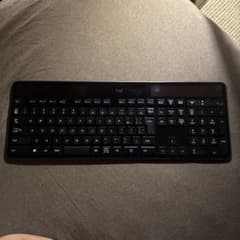 Logicool ワイヤレス ソーラー キーボード K750 ジャンクのサムネイル