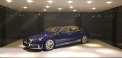 ノレブ AUDI A8 L W12 1/18 ブルーメタリック - メルカリ