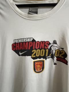 アーセナル 2001年 優勝記念Tシャツのサムネイル
