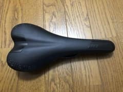 selle italia ロードバイク サドル (新車外し品)のサムネイル