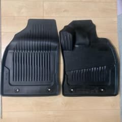レクサスct200h純正　合成ラバーフロアマットのサムネイル
