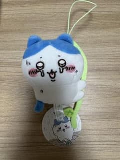 ちいかわ マスコット ぬいぐるみ ハチワレ 雨のサムネイル