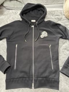 MONCLER パーカー　黒　サイズSのサムネイル