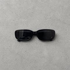 opium y2k black sunglasses ブラックサングラス即日発送 - メルカリ