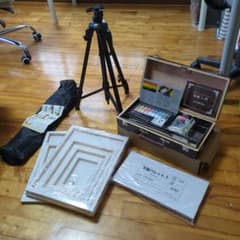 土日セール油絵具セット　画材　ターレンス　絵画　キャンバス　三脚　パレット　油彩のサムネイル