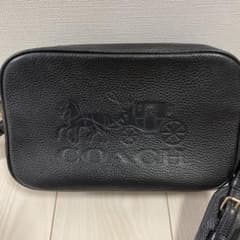 美品　COACH カメラバッグ シボ革 馬車ロゴ レザーのサムネイル