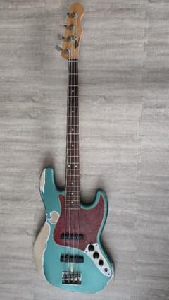 ​【ワンオーナー品】RS Guitarworks エレキベース（ジャズベース）のサムネイル