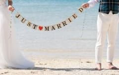just married ガーランド 木製のサムネイル