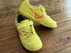 Mizuno イエロー サッカーシューズ トレーニングシューズのサムネイル