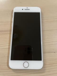 iPhone 8 Silver 64 GB SIMフリーのサムネイル