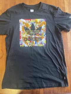 adidas グラフィックプリント Tシャツのサムネイル