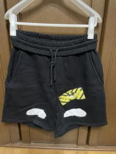 Off-White ショートパンツのサムネイル