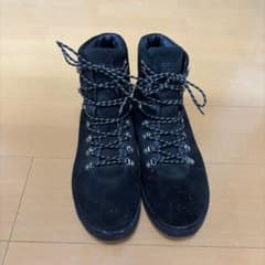 セダークレスト スエードブーツのサムネイル