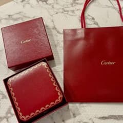 カルティエ　ジュエリーボックス　ネックレス 用　空き箱のサムネイル