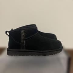 UGG アグ　クラシック ウルトラ ミニ ブリング　ブラックのサムネイル
