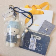 ✨新品✨ミッフィー 韓国限定グッズ マスコット ピンズ ポーチ ⭐️新品⭐️ミッフィー 韓国限定 キーリング マスコット ピンズ