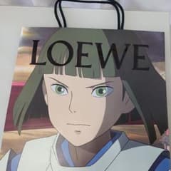 【希少・限定コラボ】LOEWE 千と千尋の神隠し コラボ紙袋ショッパー ハク 全アイテム】「ロエベ×千と千尋の神隠し」、限定カプセル