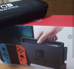 Nintendo Switch　純正ハードケース付きのサムネイル
