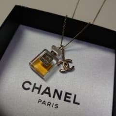 【正規品】CHANEL ネックレス 香水ビン No.5 ココマーク ゴールドのサムネイル