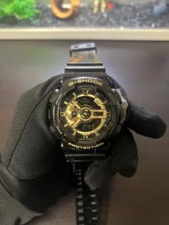 【美品】G-SHOCK GA-110GB ゴールドブラック　メタリック 金のサムネイル