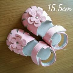 【新品】キッズ 女の子 サンダル お花 マジックテープ ピンク 15.5cmのサムネイル