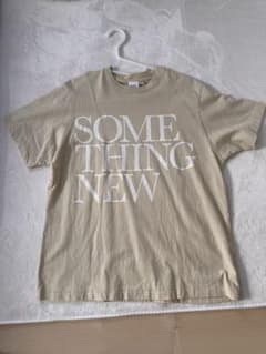 MOUSSY ロゴTシャツ ベージュのサムネイル