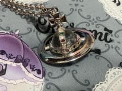 Vivienne Westwood オーブネックレスのサムネイル