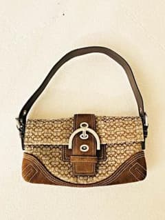 最終値下げ❗️COACH  ショルダーバッグのサムネイル
