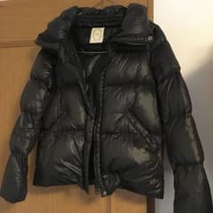 SHIPSシップス　ショートダウンジャケットブラック黒　ダウンフェザーのサムネイル