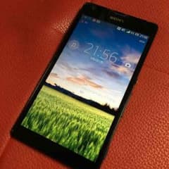 au Xperia SOL22のサムネイル