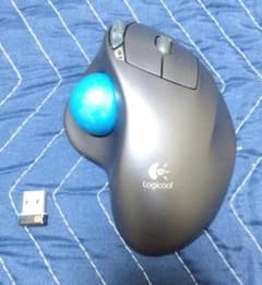 Logicool ワイヤレス トラックボール M570 本体のサムネイル