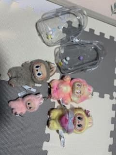 ラブブ 透明ケース付きのサムネイル