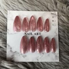 ハンドメイド ネイルチップのサムネイル