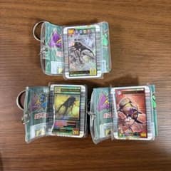 【新品・未開封】甲虫王者ムシキング ミニチュアキーホルダー ガチャ　3種セットのサムネイル
