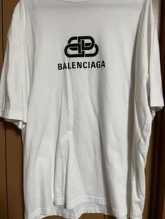 BALENCIAGAのTシャツのサムネイル