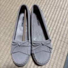 MINNETONKA カラーストーン フリンジモカシンのサムネイル