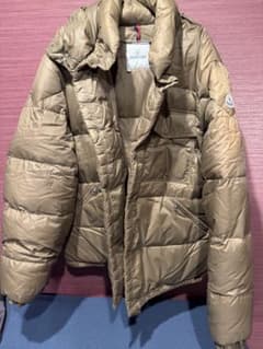 し*う様 MONCLER ダウンジャケット サイズ7 ベージュのサムネイル