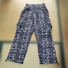 ZUMBA WEAR パンツ レオパード柄Mサイズ - メルカリ