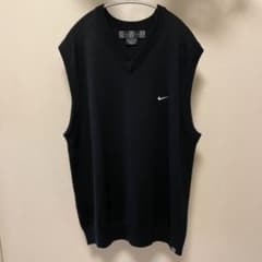 NIKE GOLF  ナイキゴルフ　ニットベスト　XL ロゴ刺繍入りのサムネイル
