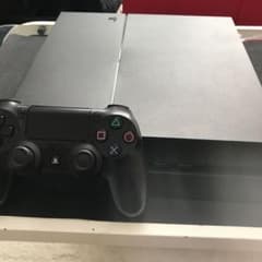 PS4 本体一式　早い者勝ち‼︎のサムネイル