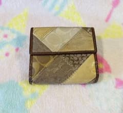 COACHお財布のサムネイル