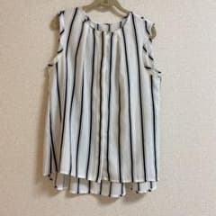 セール！アズールバイマウジー　ブラウスのサムネイル