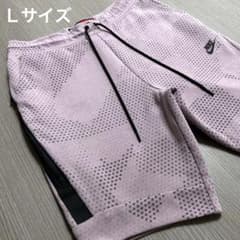【2代目廃盤モデル・極美品】ナイキ テックフリース ハーフパンツ ライトピンクLのサムネイル