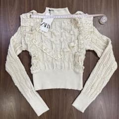 ZARAフリルニットのサムネイル