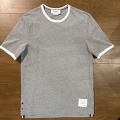 THOM BROWNE サイド トリコロール テープライン Tシャツ - メルカリ