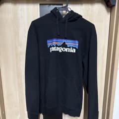 patagonia ブラック パーカー Mサイズのサムネイル
