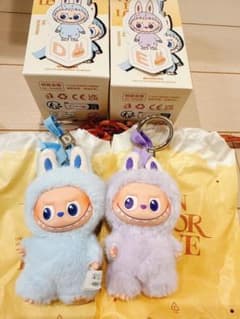 イニシャル前半 ラブブ 2体セット 「D」「E」のサムネイル